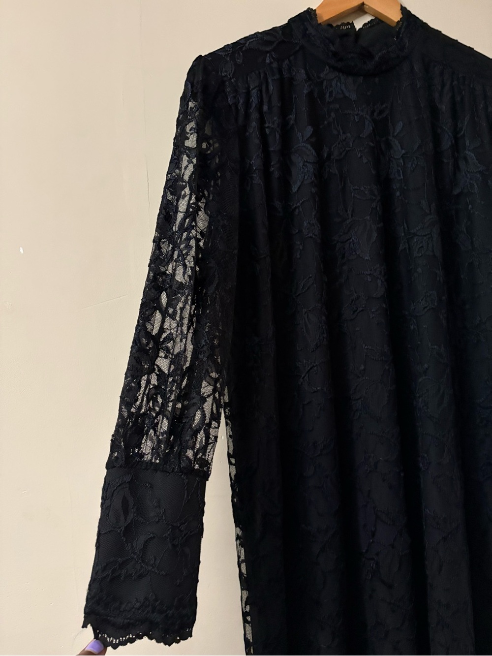 Vintage Mockneck Black Floral Lace Dress - Picture 4 of 9